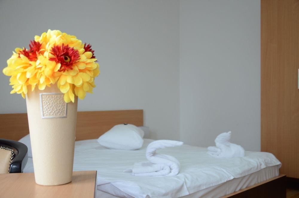 Aparthotel Zorilor Cluj-Napoca Eksteriør bilde